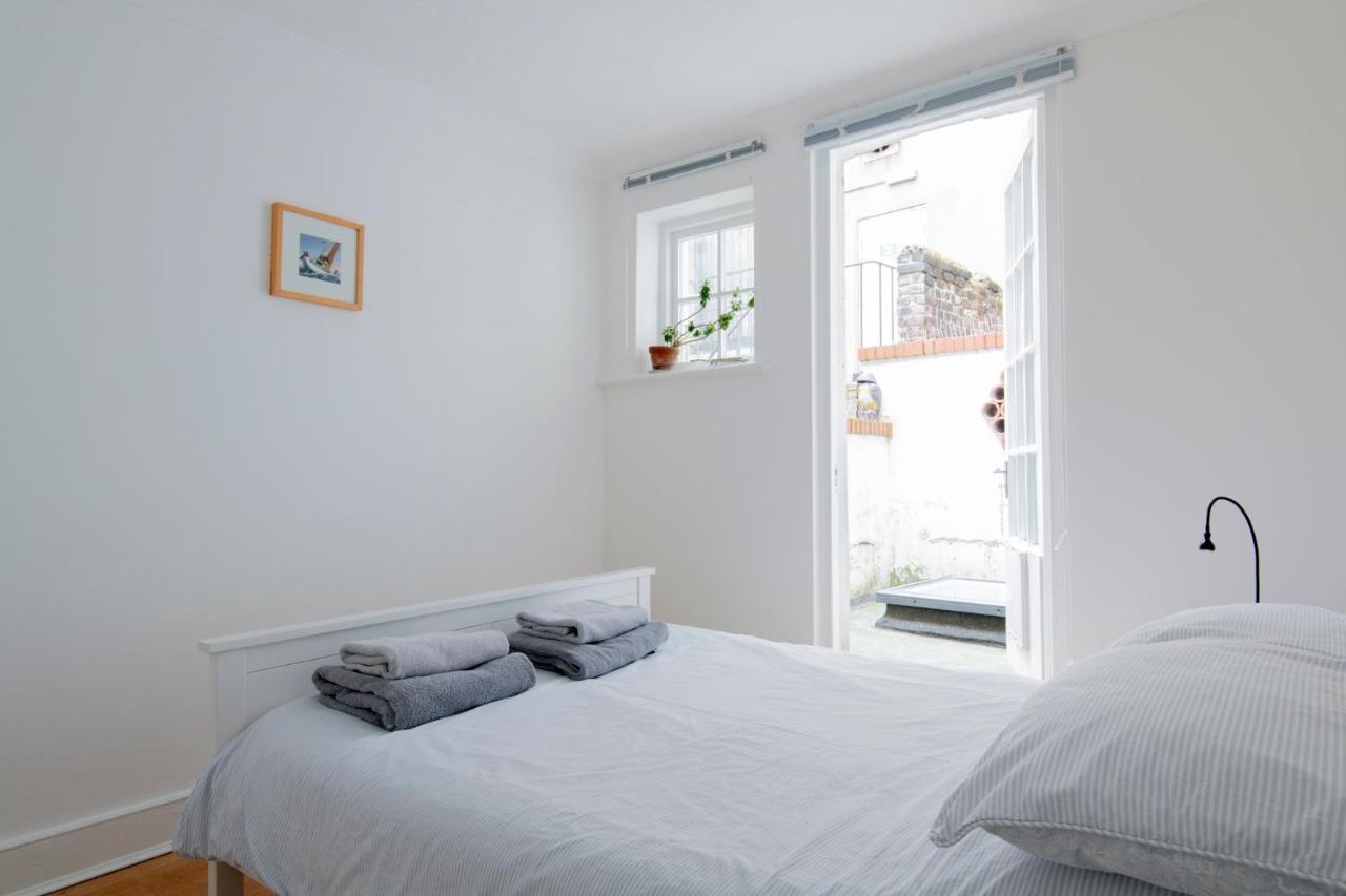 Fantastic 3 Bed Brighton House- Sleeps 6- Superfast Wifi And Garage Apartment Ngoại thất bức ảnh