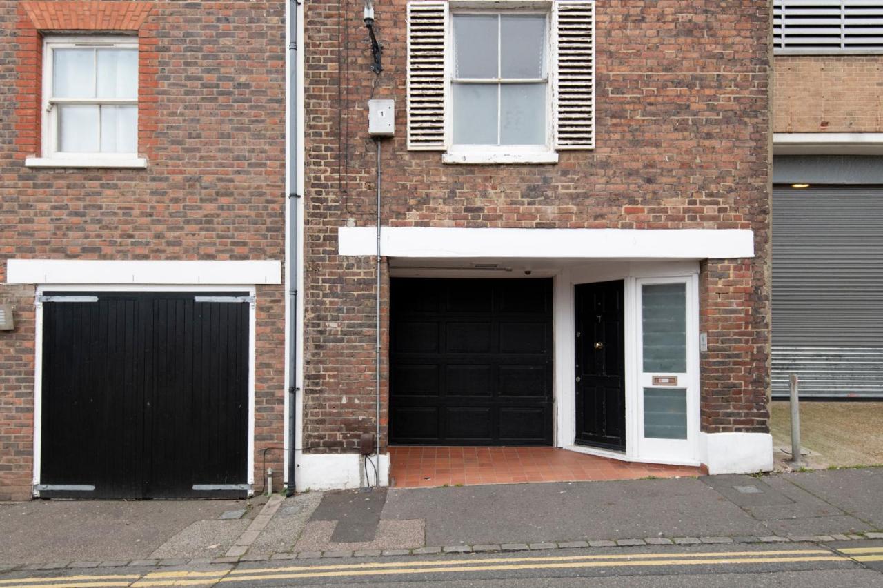 Fantastic 3 Bed Brighton House- Sleeps 6- Superfast Wifi And Garage Apartment Ngoại thất bức ảnh